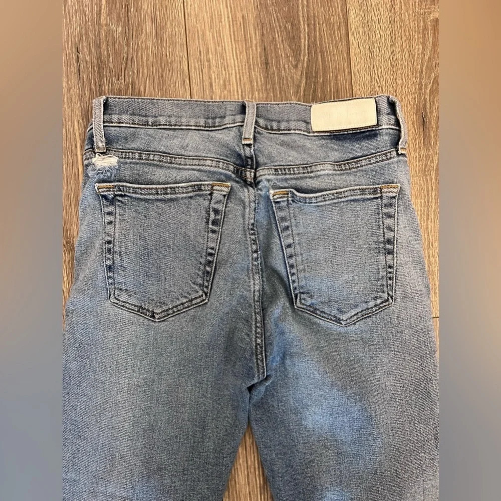 Re/Done Hi Rise Ankle Crop Stretch Distressed Straight Jeans Size 27 90s Wash - Picture 7 of 8